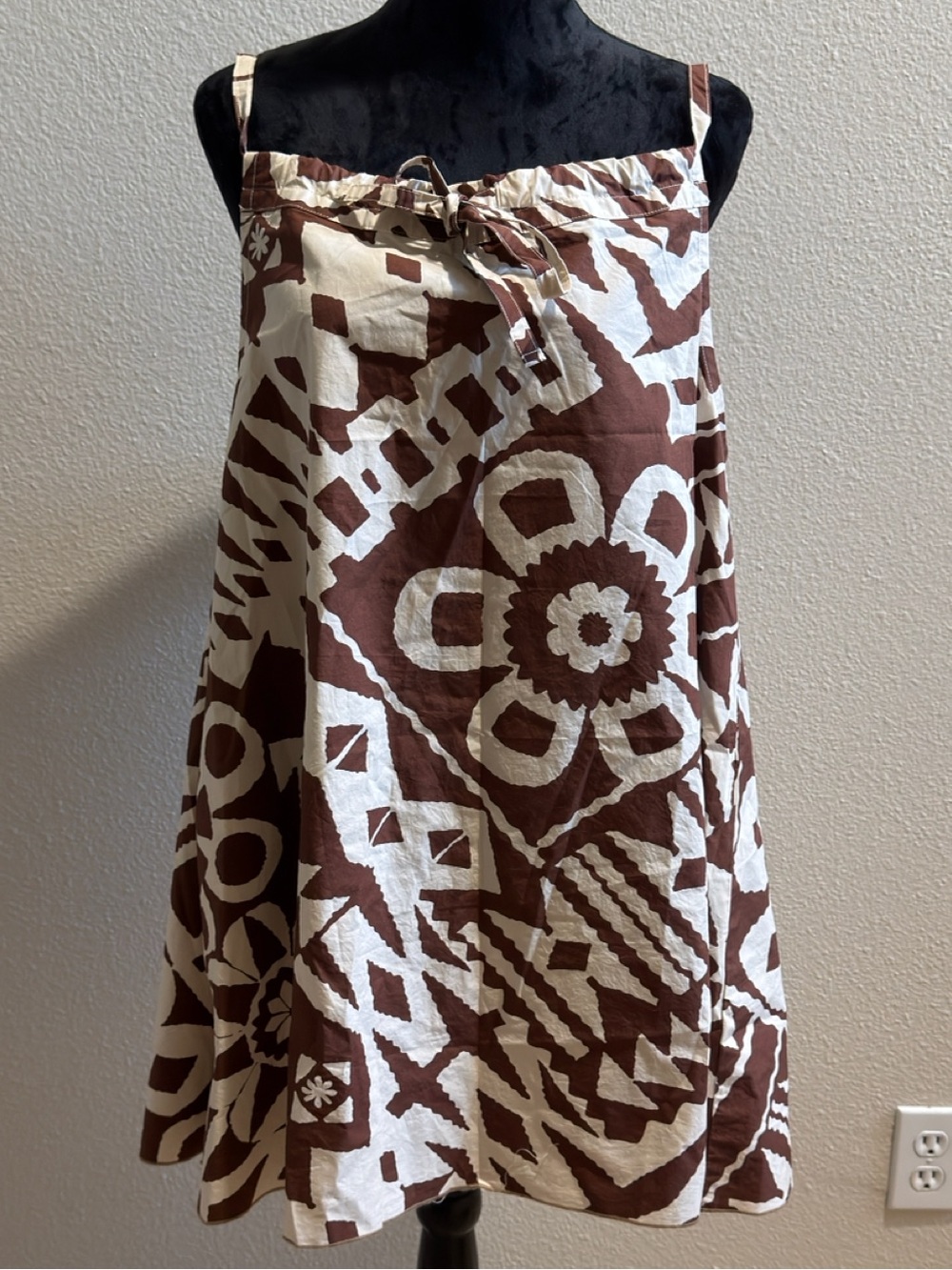 NWT BDG Eva Tie-Front Ruched Strap
Trapeze Mini Dress Size M